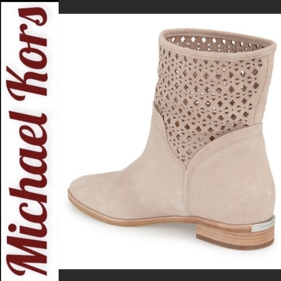 MICHAEL MICHAEL KORS Sunny Suede Perforated Bootie Buff Beige, Size 10 - Picture 4 of 14
